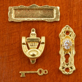 Odoria1:12 소형 4 개의 황금 금속 잠금 문을 두드리는 사람 문패 설정 DIY 인형 하드웨어 액세서리 인형의 집 장식