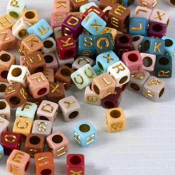 100 혼합자 아크릴 비즈 사각형 큐브 스페이서 느슨한 알파벳을 위한 구슬 보석을 만드는 Diy Handmade 이름 목걸이 팔찌