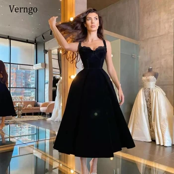 Verngo 심플한 블랙 벨루어 저녁 파티복을 고삐 짧은 파티 드레스 티 길이 2021 특별한 경우 드레스 플러스 사이즈